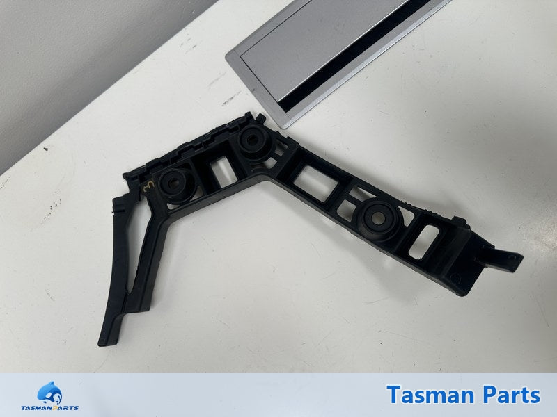 VW Golf MK6 2009-2011 RR Bumper Retainer - Aftermarket NEW - Back