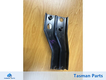 VW Golf MK6 2009-2011 LR Bumper Retainer Bracket - Genuine NEW - Front