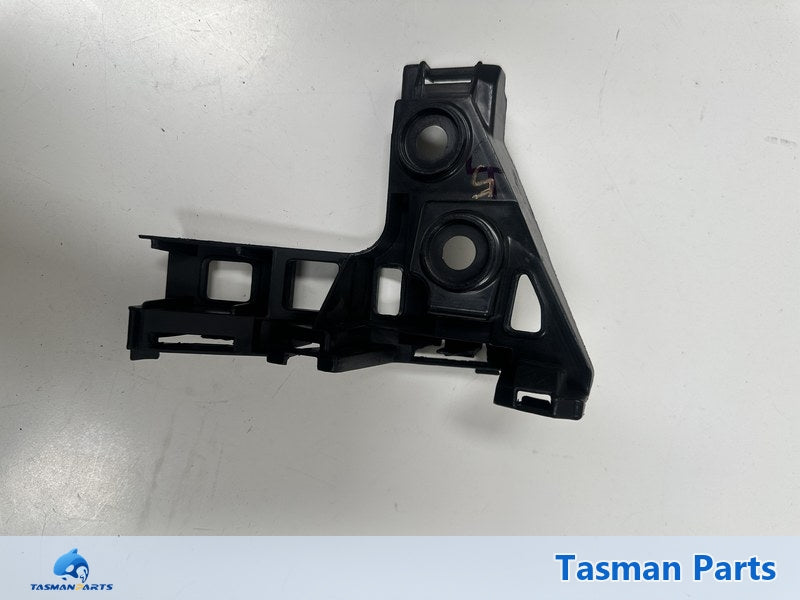 VW Golf MK7 2012-2016 LR Bumper Retainer - Aftermarket NEW - Back