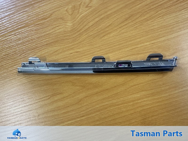 VW Golf MK7.5 2017-2019 Grille Lower - Genuine NEW - Back