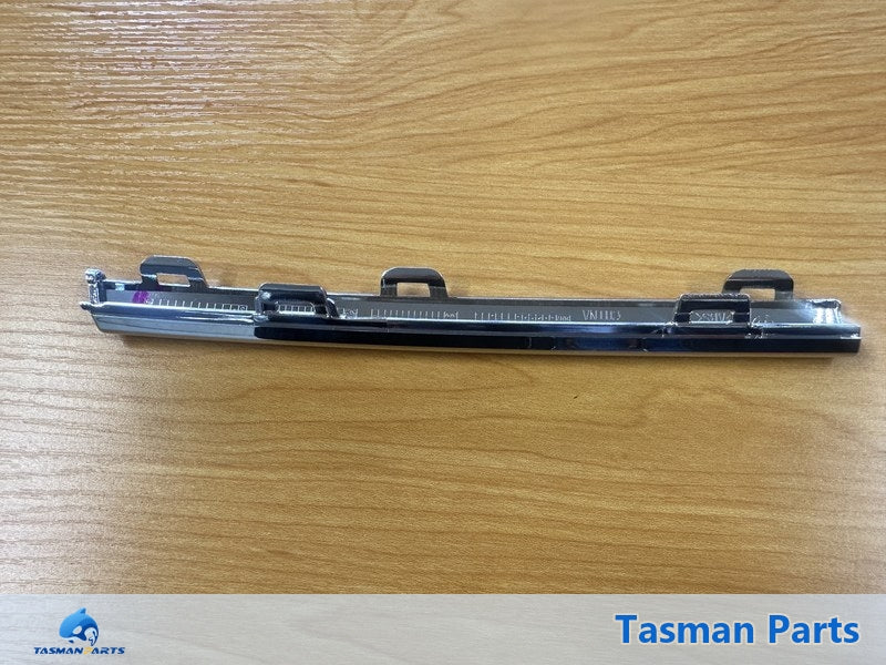 VW Golf MK7.5 2017-2019 Grille Lower - Genuine NEW - Back