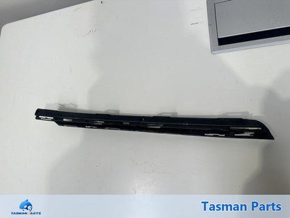 VW Golf MK7.5 2017-2019 LH Grille - Aftermarket NEW - Back