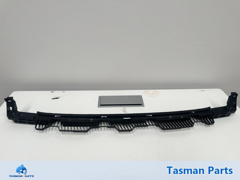 VW Golf MK7.5 2017-2019 Rear Bumper Retainer - Genuine NEW - Front