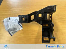 VW Golf MK7.5 2017-2019 LR Bumper Retainer Bracket - Genuine NEW - Front