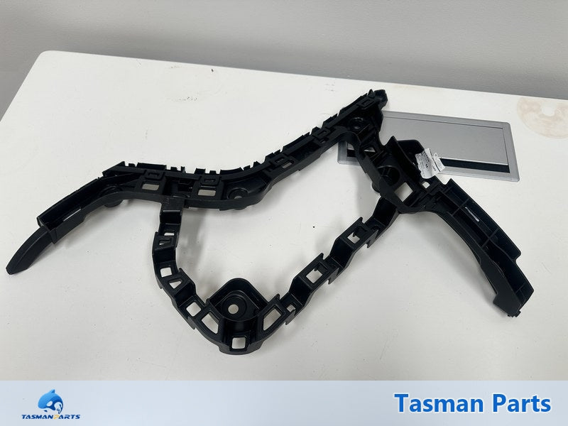 VW Golf MK7.5 2017-2019 RR Bumper Retainer - Genuine NEW - Back