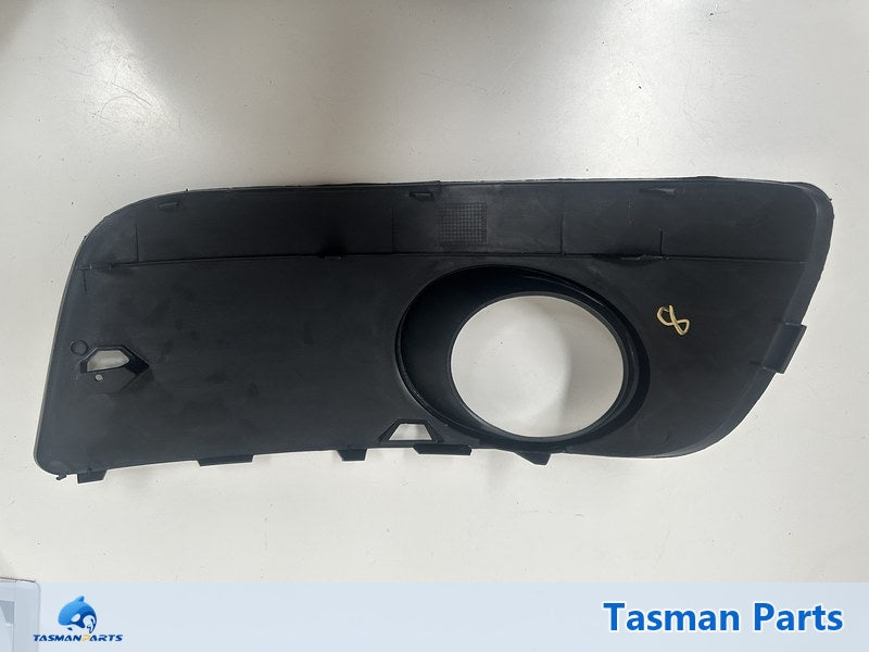 VW Golf MK5 GTI 2003-2009 Front Bumper Right Grille End - Aftermarket - Back