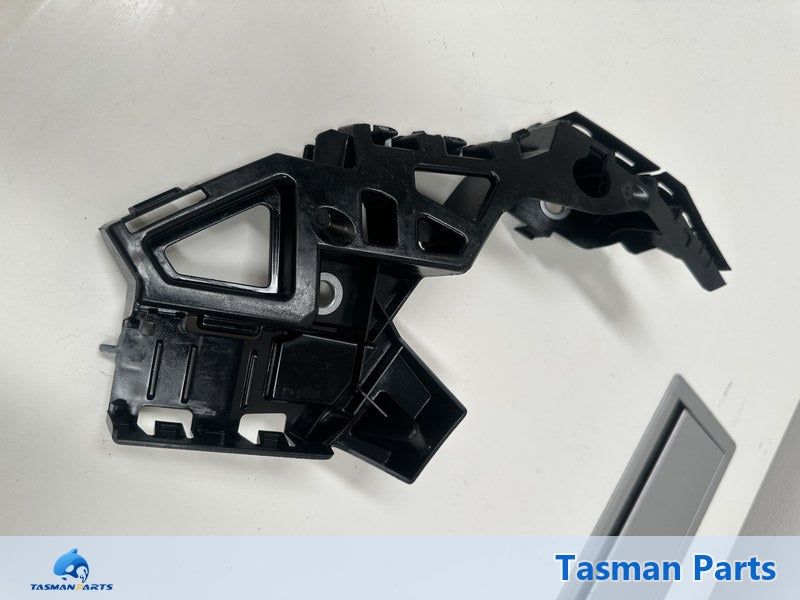 VW Golf MK8 2019-2023 LF Bumper Retainer - Genuine NEW - Back